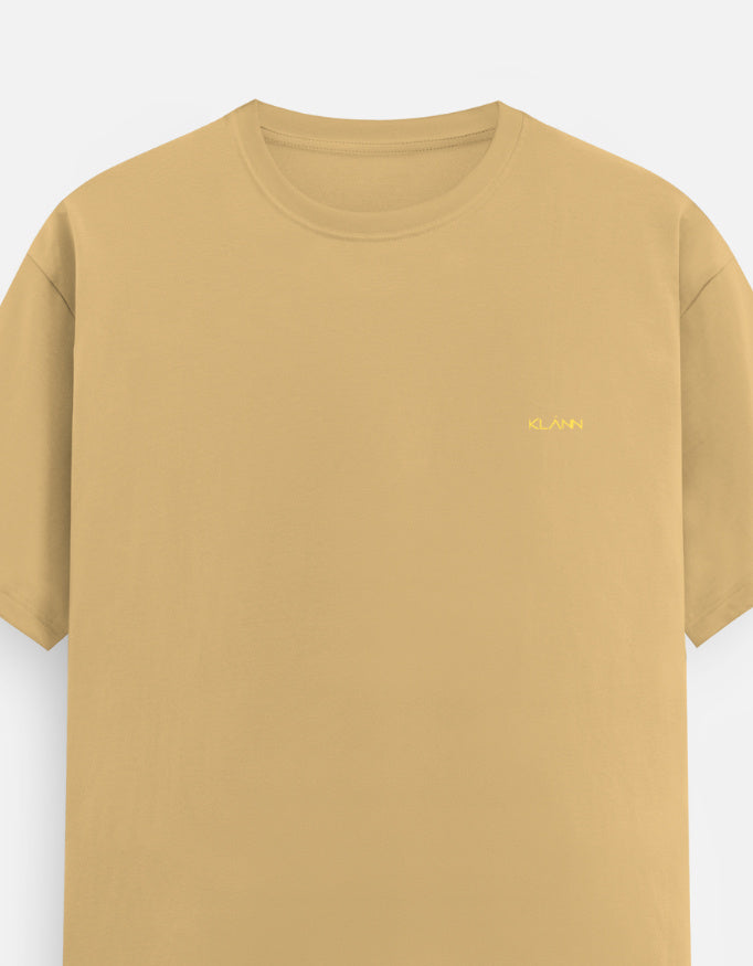 Klann Basic T-Shirt Beige – Left Pocket Detail
